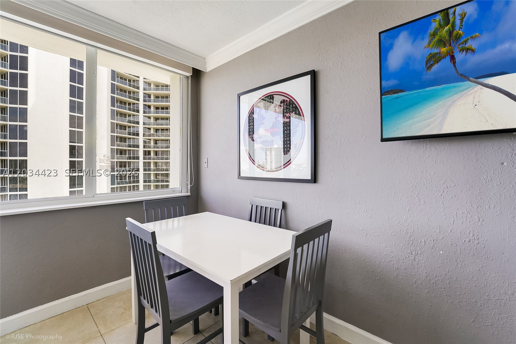 19201 Collins Ave 827 Property Photo 6