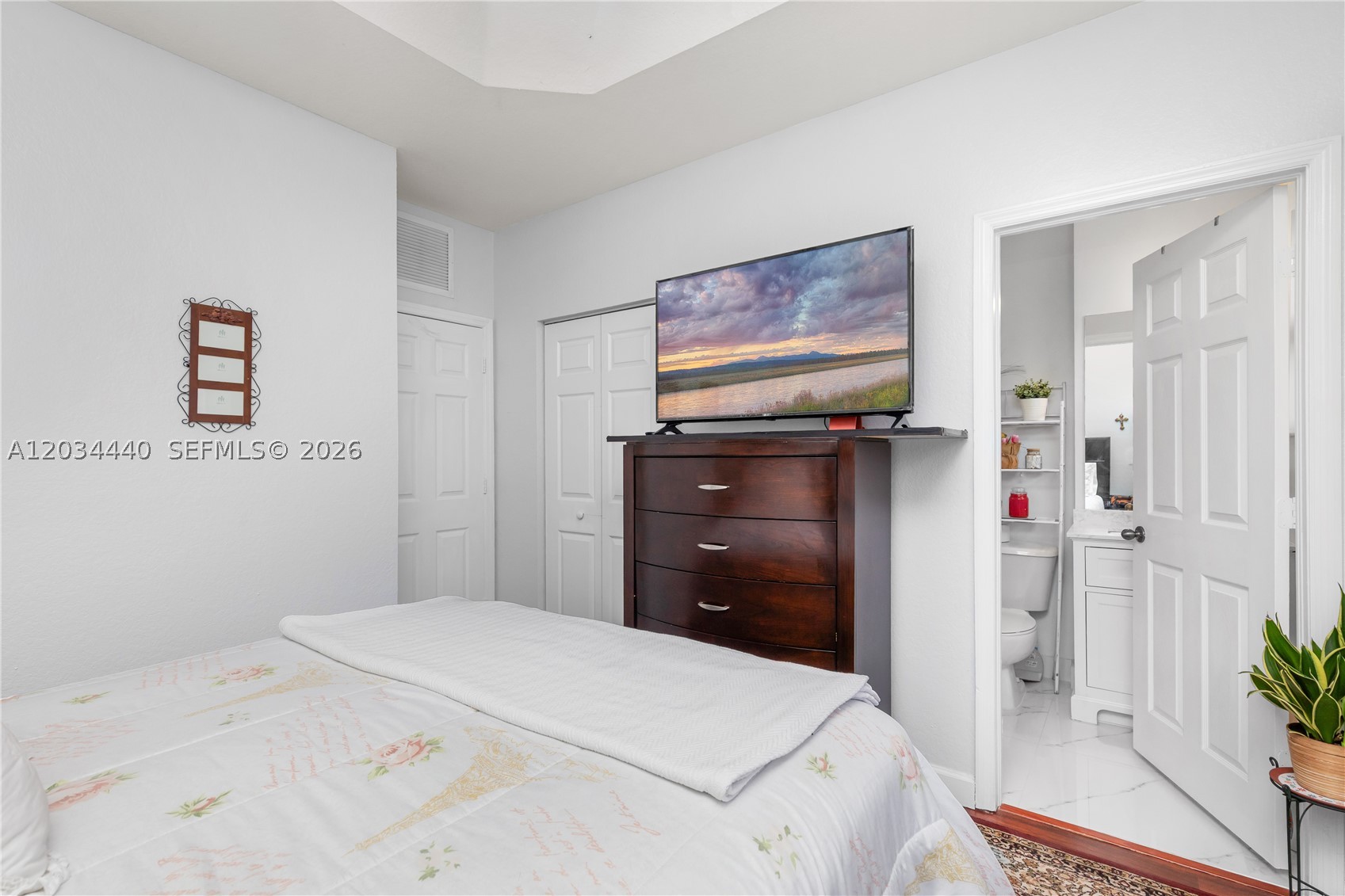 1490 Ne 33rd Rd 104-18 Property Photo 26