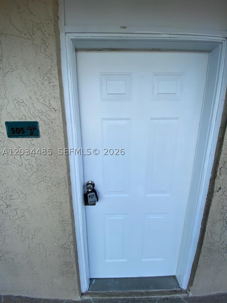 2903 N Miami Beach Blvd 505 Property Photo 7