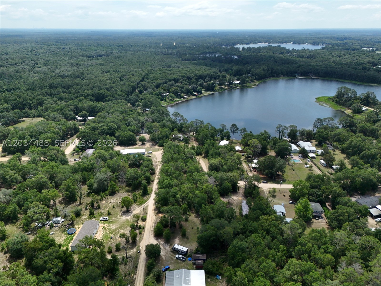 225 Mirror Lake Dr Property Photo 5