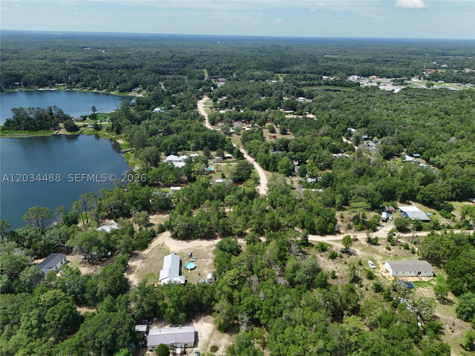 225 Mirror Lake Dr Property Photo 7