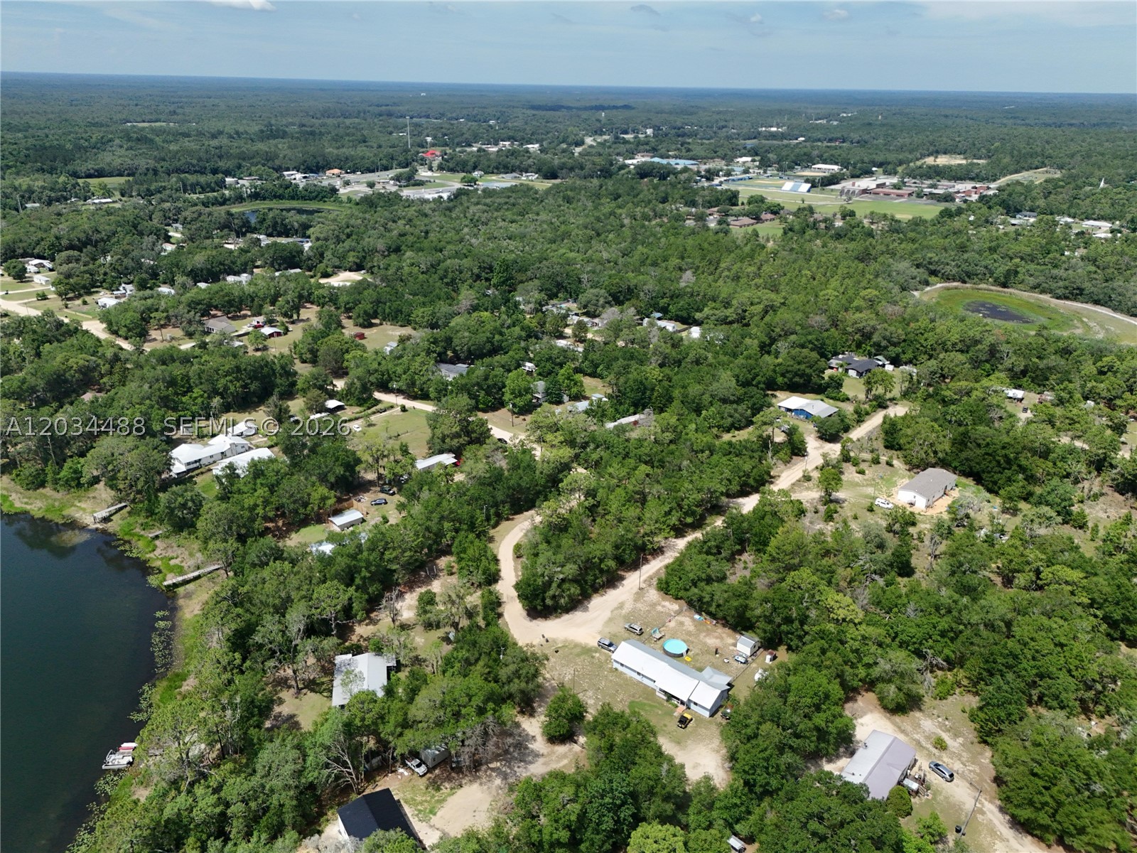 225 Mirror Lake Dr Property Photo 8