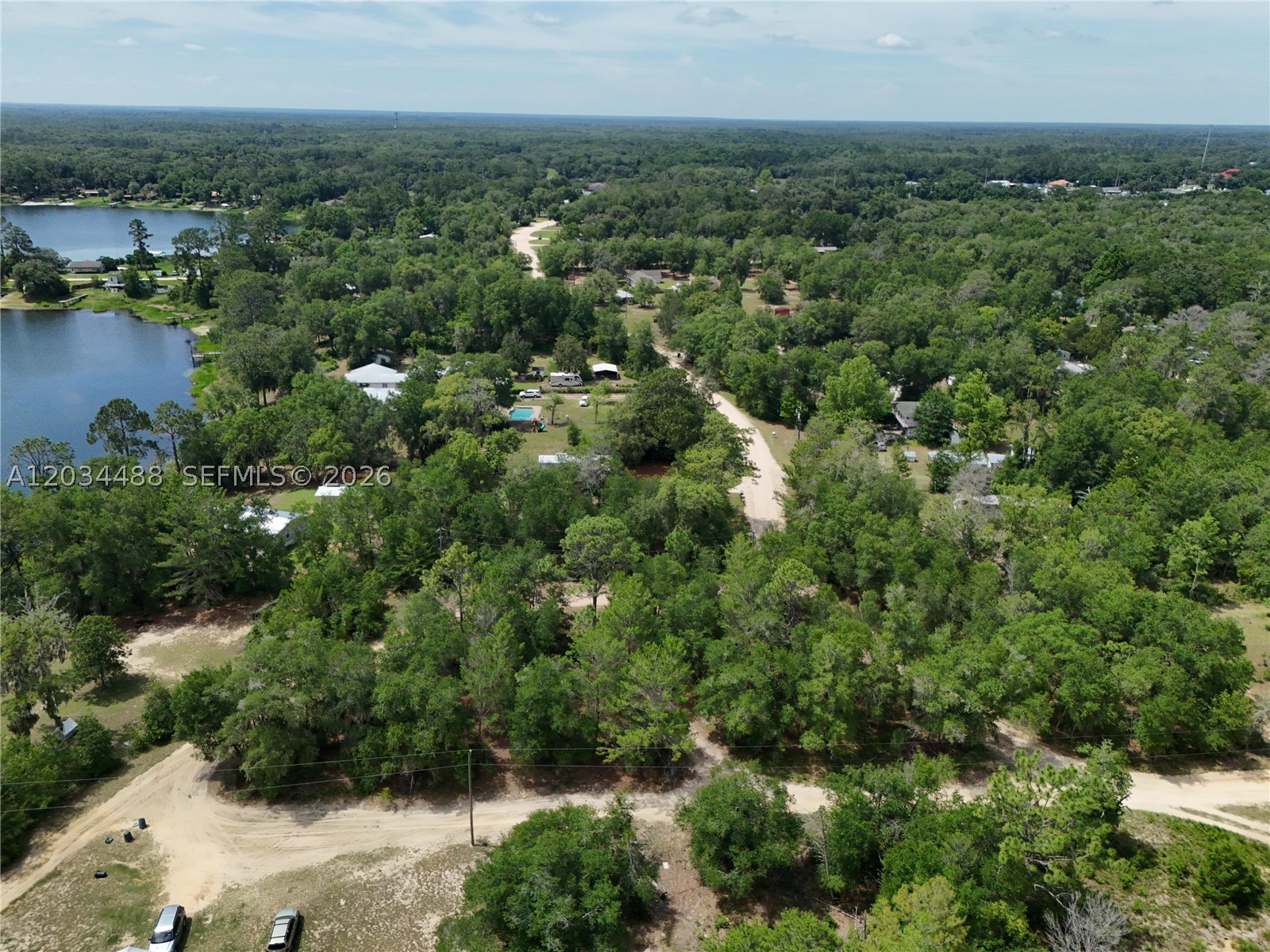 225 Mirror Lake Dr Property Photo 11