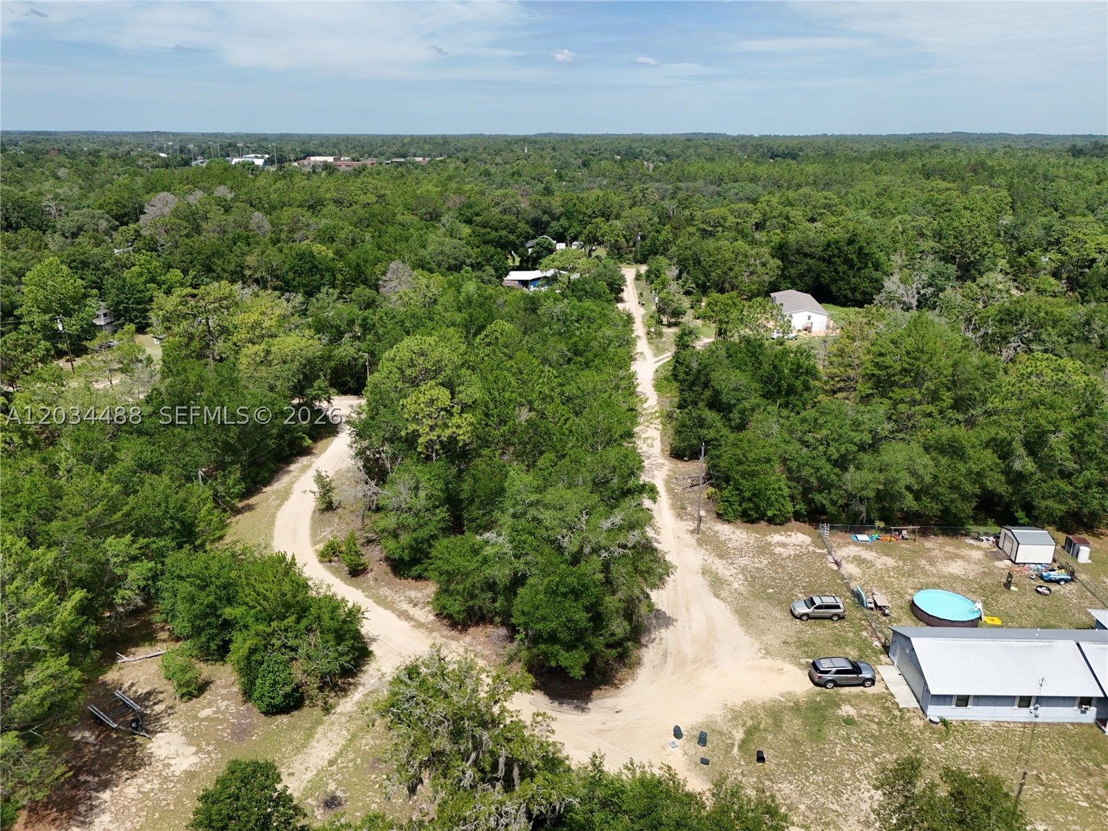 225 Mirror Lake Dr Property Photo 15