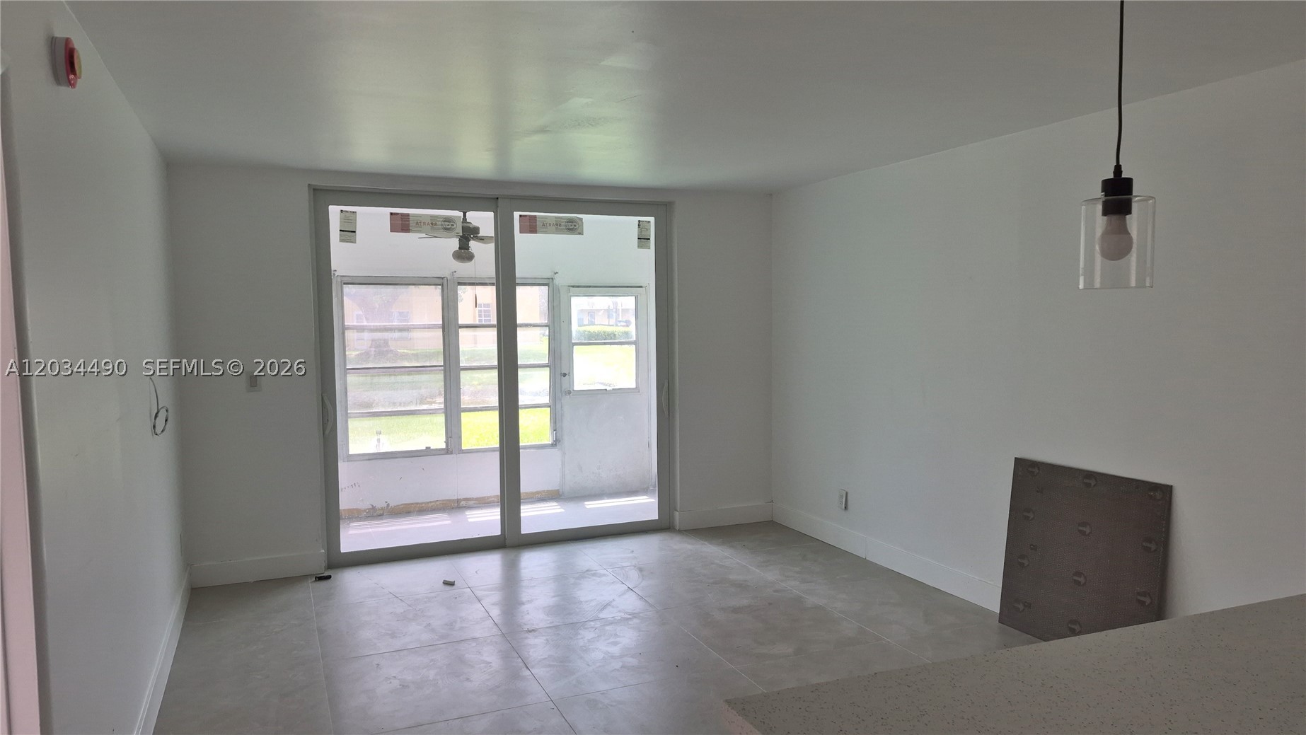 6050 Nw 64th Ave 105 Property Photo 5