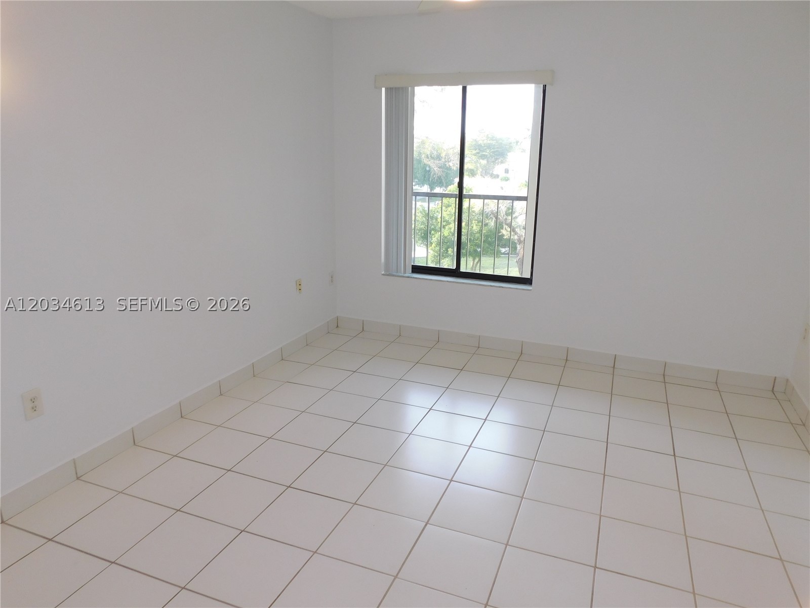 8025 Sw 107th Av 321 Property Photo 6