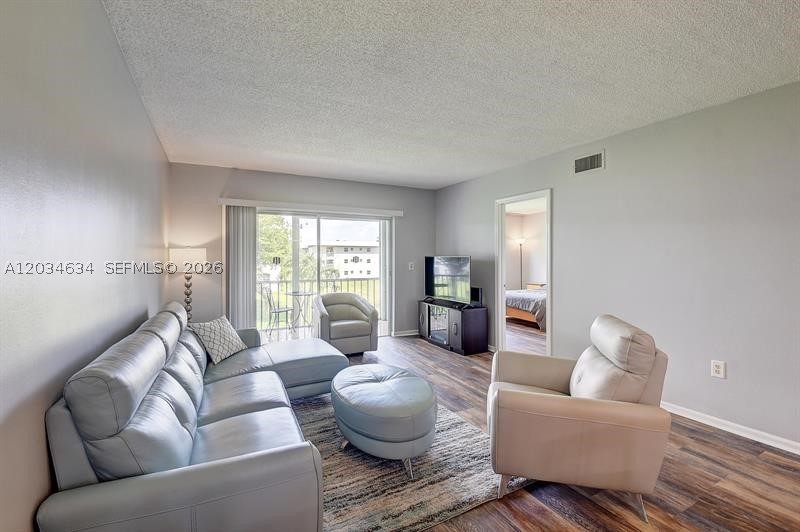9880 Marina Blvd 1516 Property Photo 10
