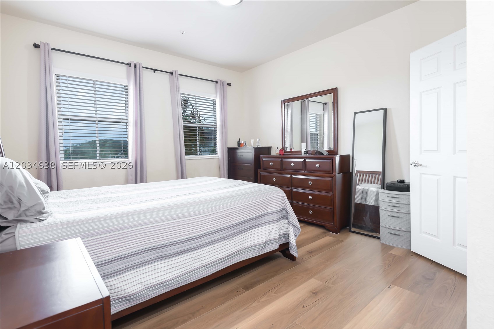 A12034638 Property Photo 22