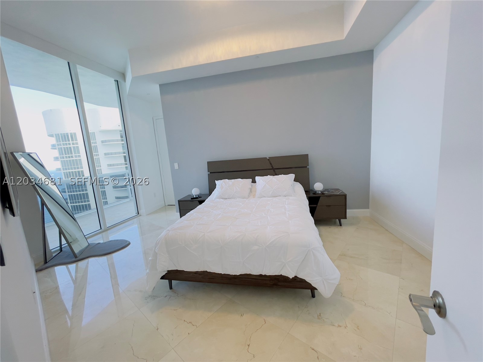 16001 Collins Ave 4107 Property Photo 25