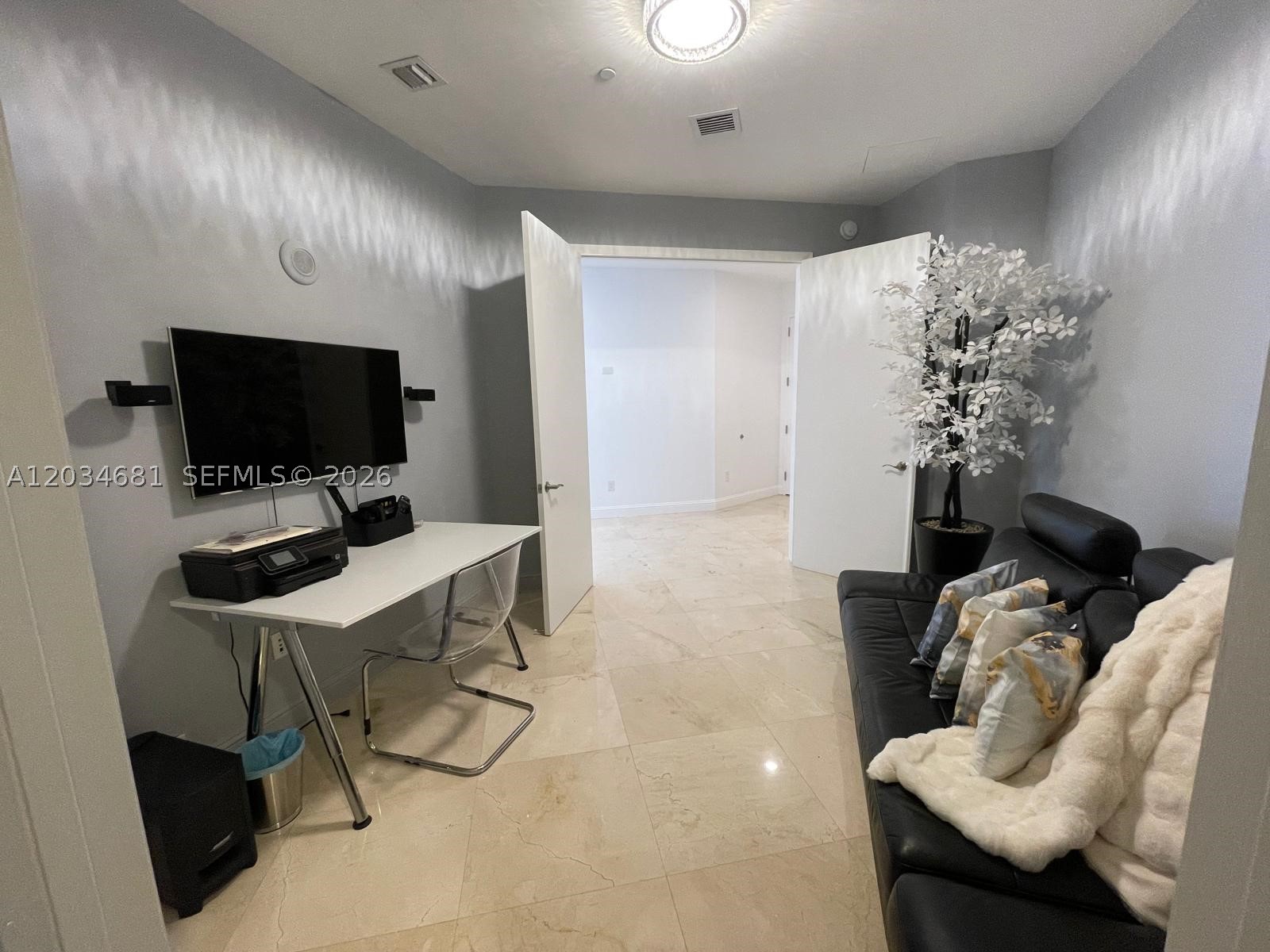 16001 Collins Ave 4107 Property Photo 29