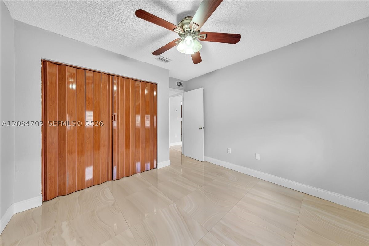5445 W 27th Lane Property Photo 17