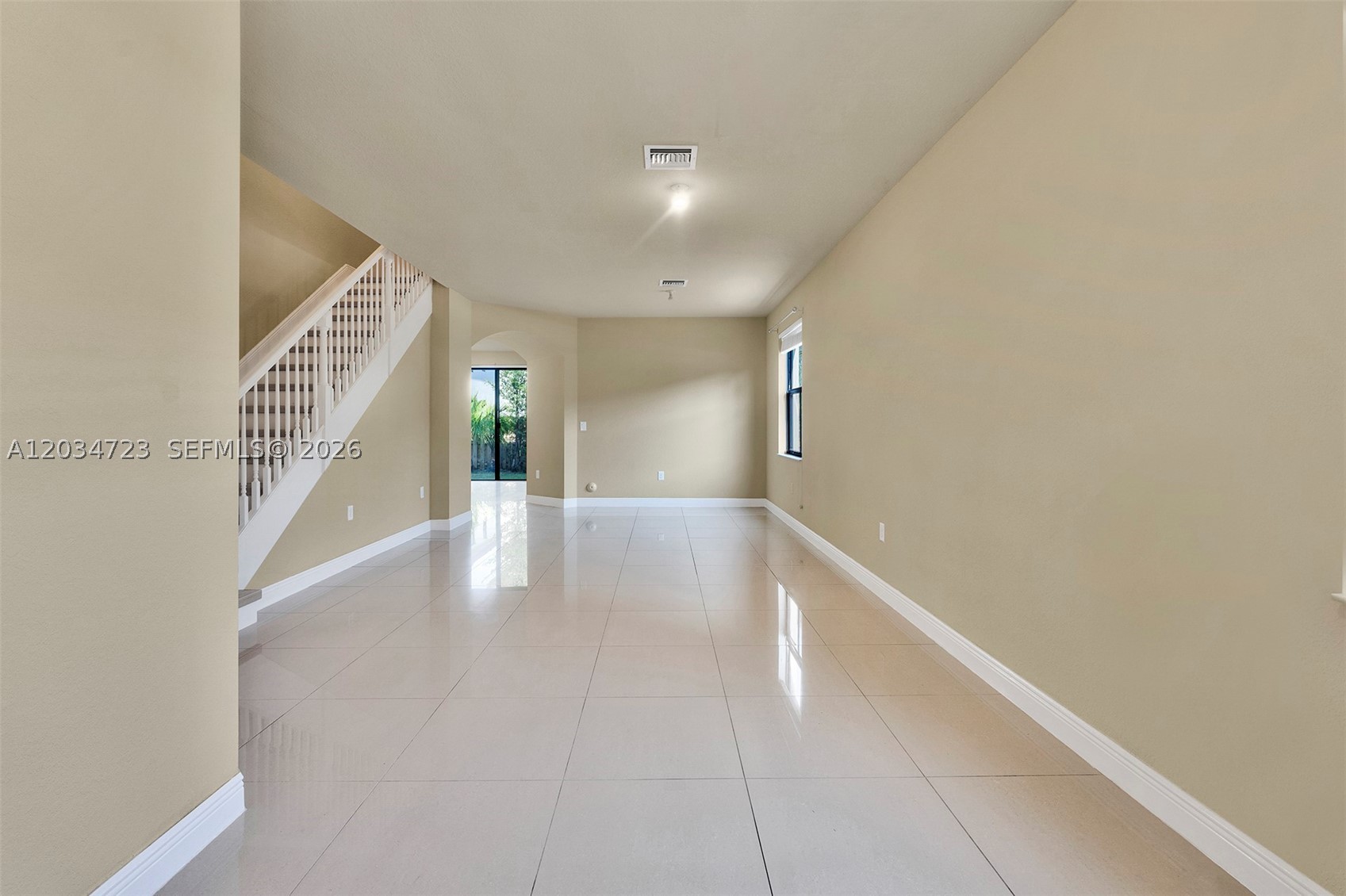 8890 Nw 99th Path Property Photo 15