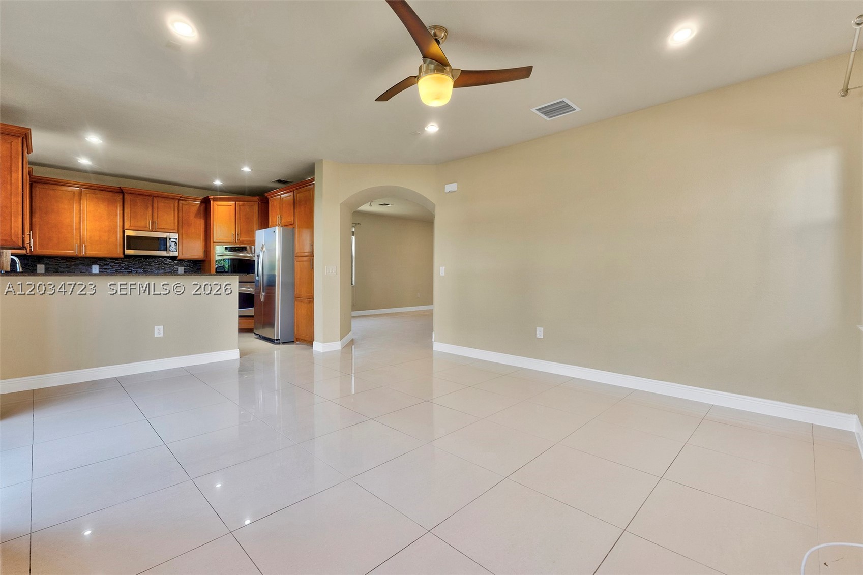 8890 Nw 99th Path Property Photo 18