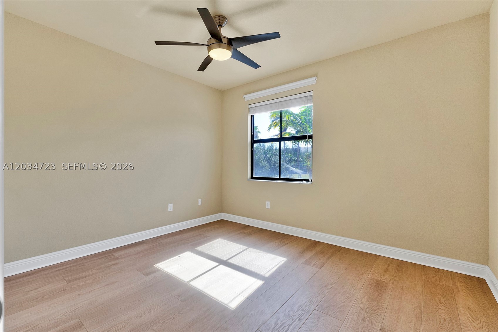 8890 Nw 99th Path Property Photo 33