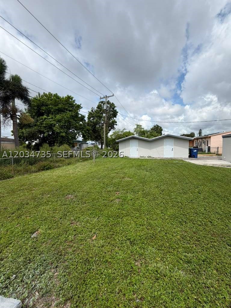 2800 Nw 164th St Property Photo 27