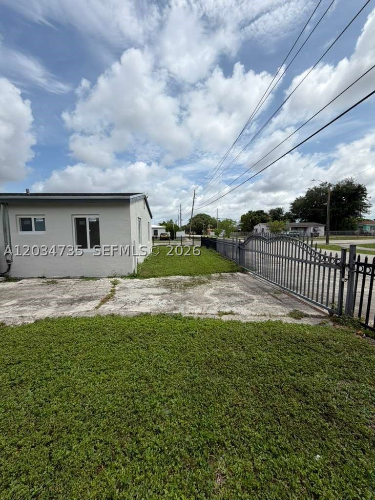 2800 Nw 164th St Property Photo 31