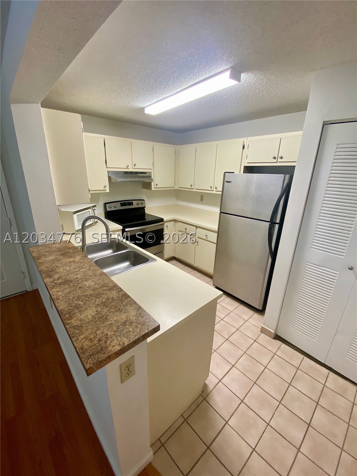 A12034776 Property Photo 10