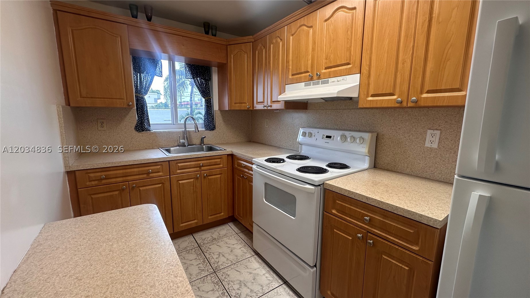 7646 Abbott Ave 3 Property Photo 1