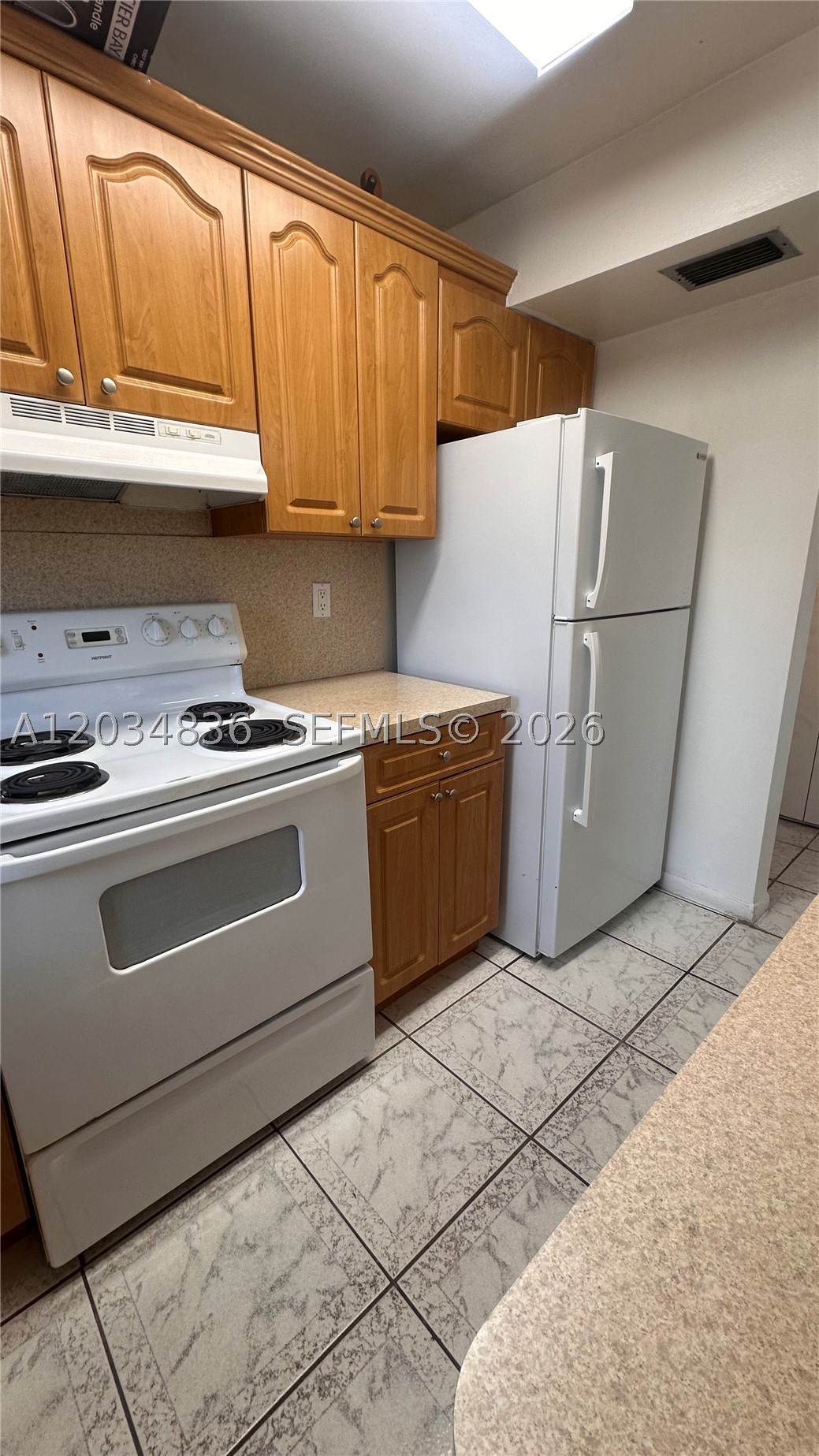 7646 Abbott Ave 3 Property Photo 2