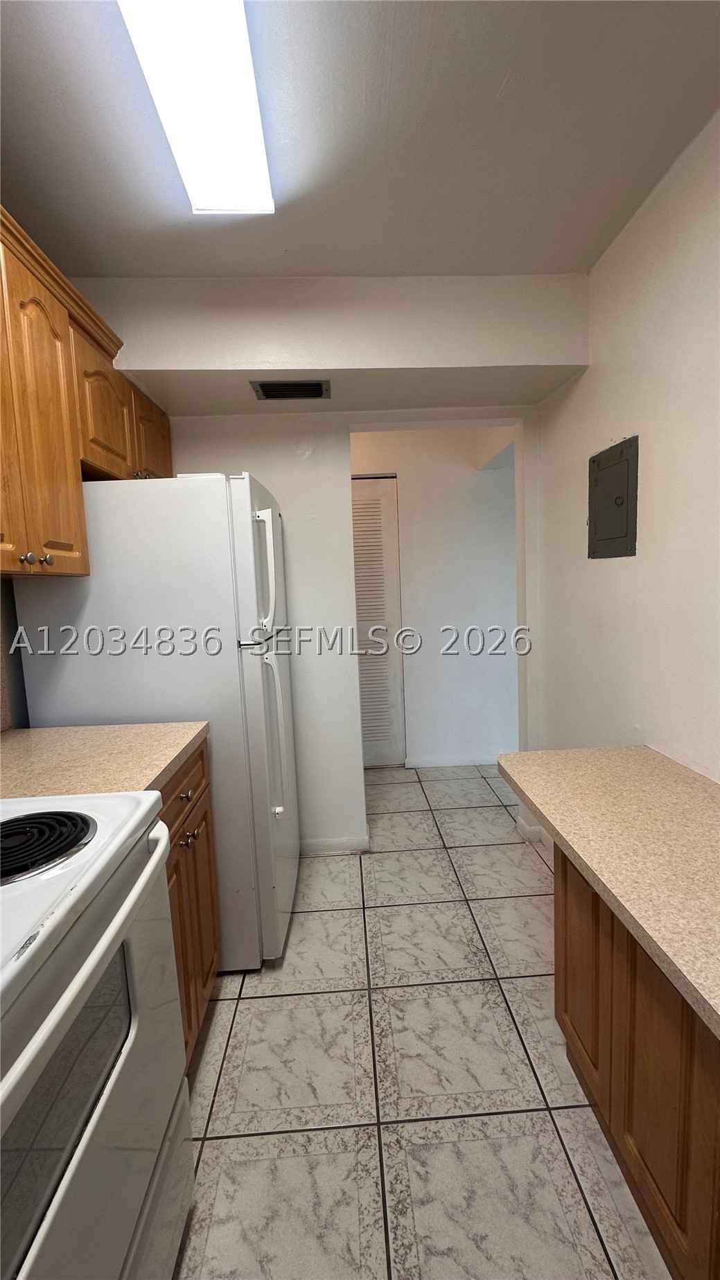 7646 Abbott Ave 3 Property Photo 3