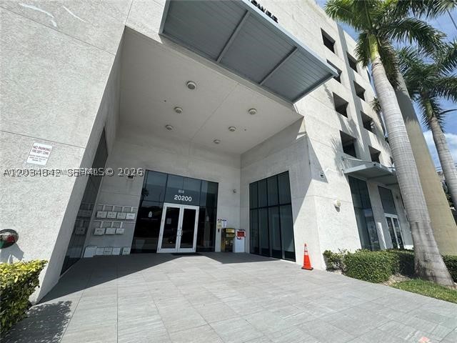 20200 W Dixie Hwy 1008 Property Photo 25