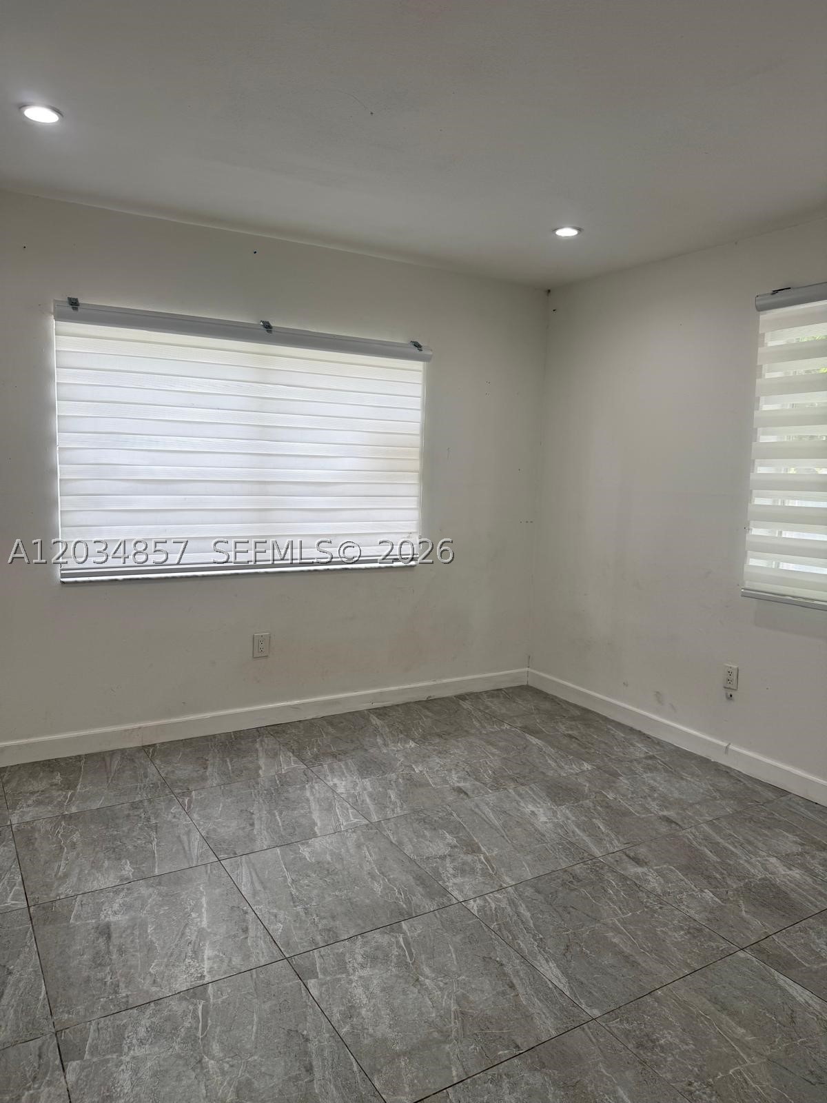 767 Sw 5th Ter Property Photo 8
