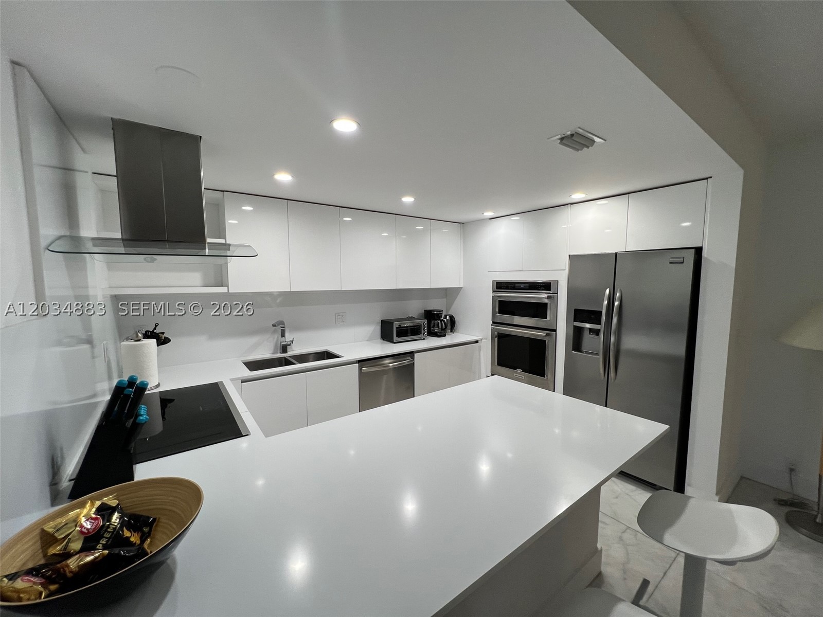 101 Crandon Blvd 474 Property Photo 6