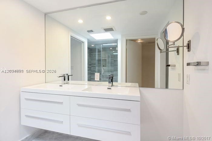 101 Crandon Blvd 474 Property Photo 10