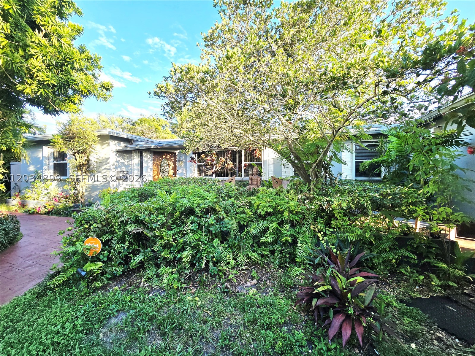 2630 Monroe St Property Photo 4