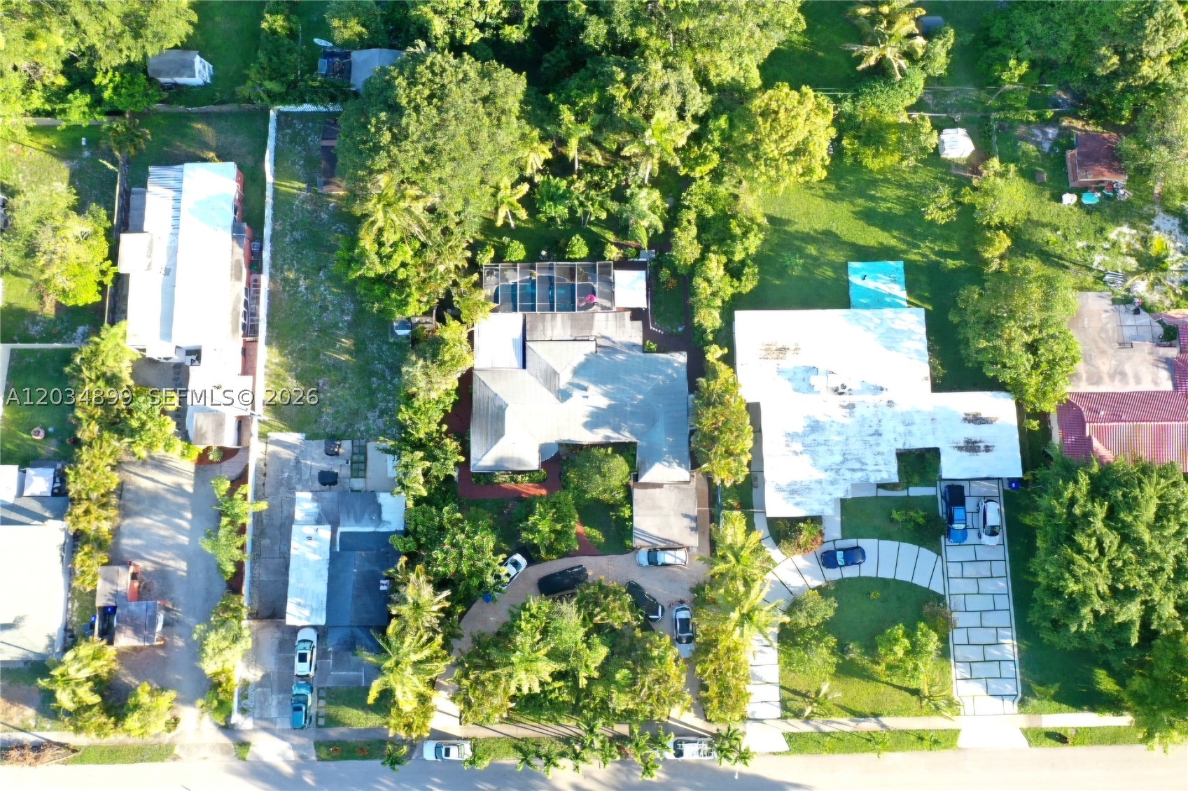 2630 Monroe St Property Photo 7