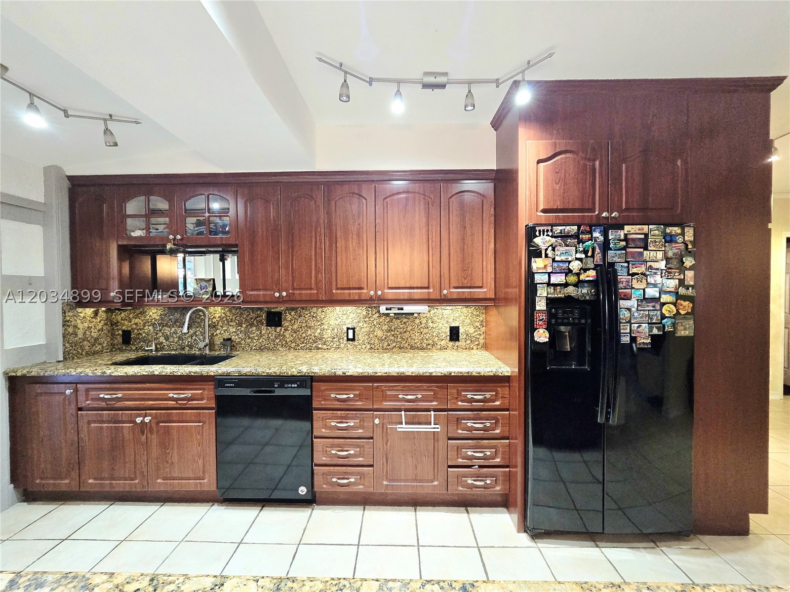 2630 Monroe St Property Photo 19