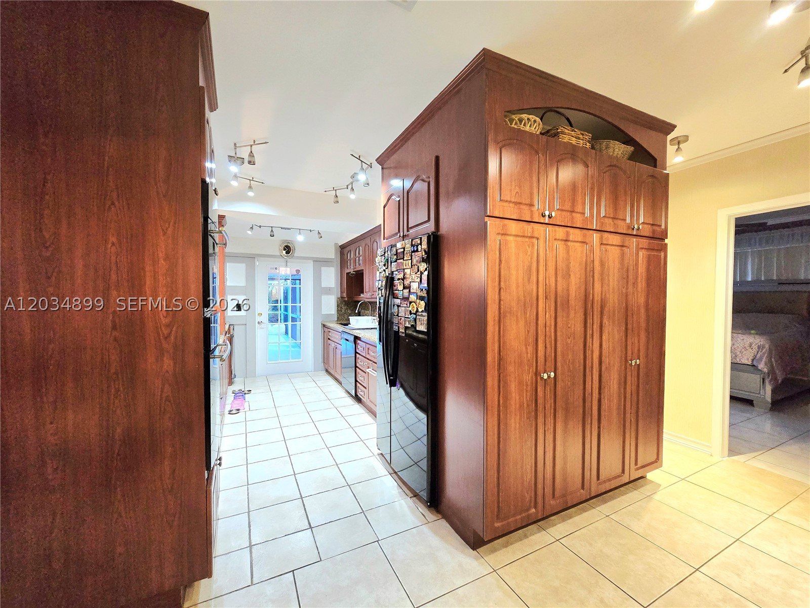 2630 Monroe St Property Photo 22