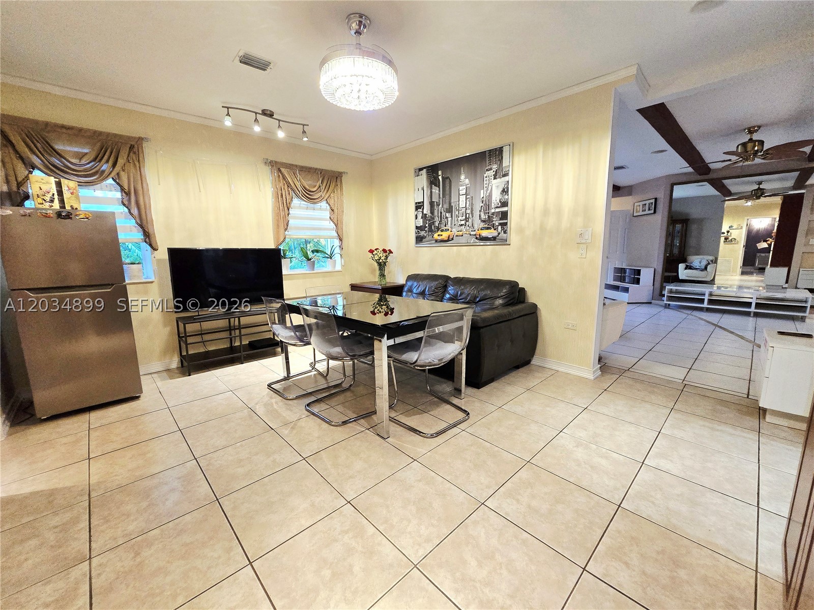 2630 Monroe St Property Photo 24