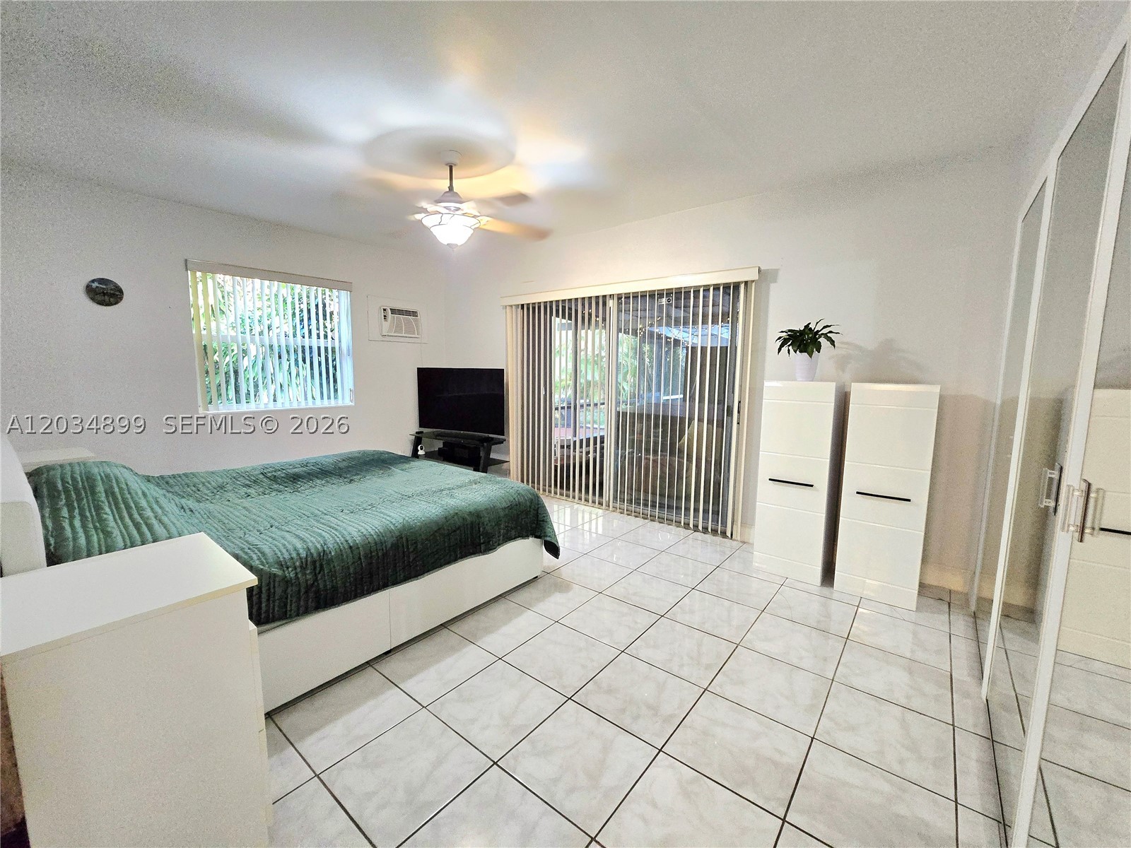 2630 Monroe St Property Photo 29