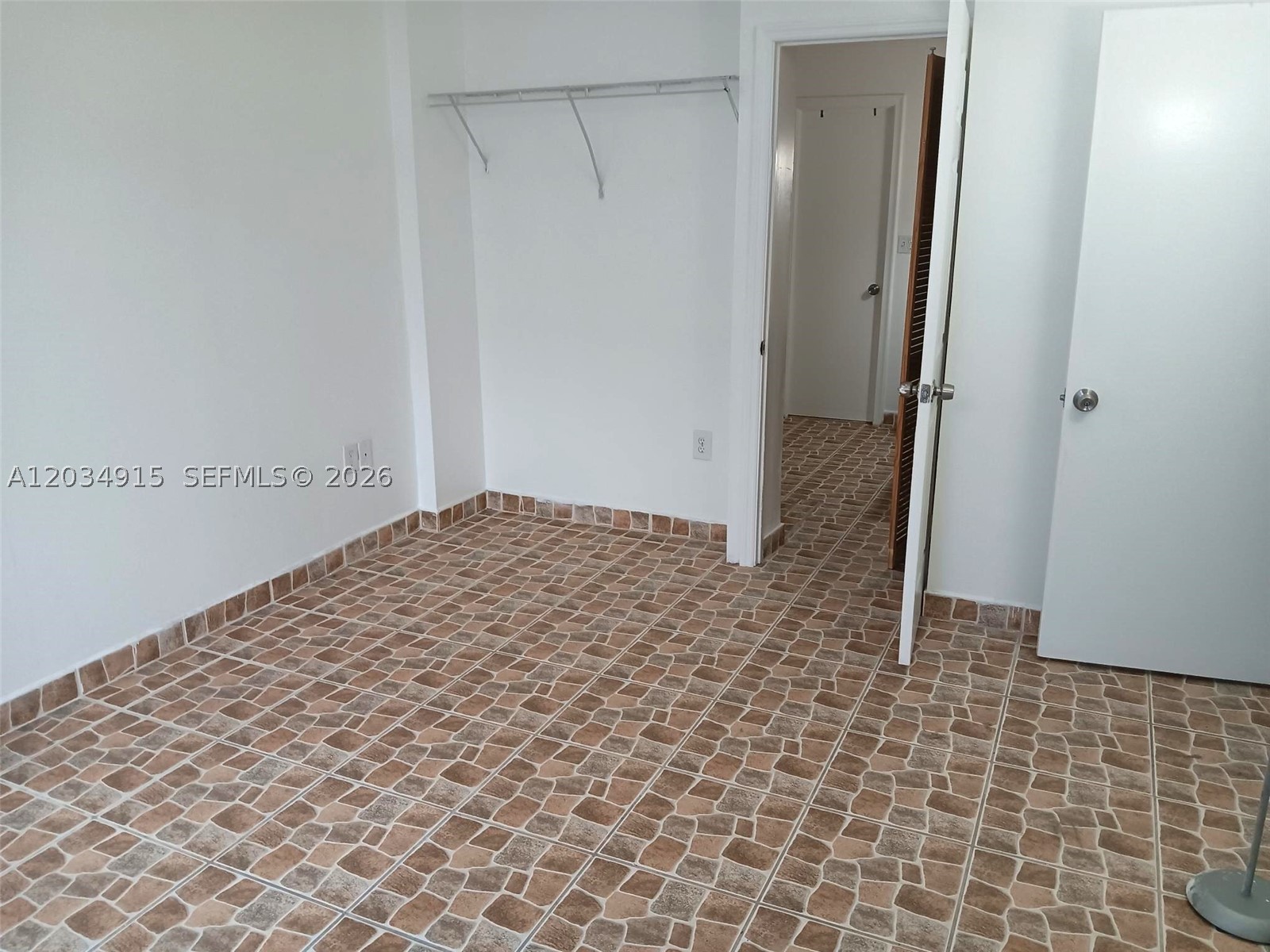 3551 Ne 169th St 110-a Property Photo 11