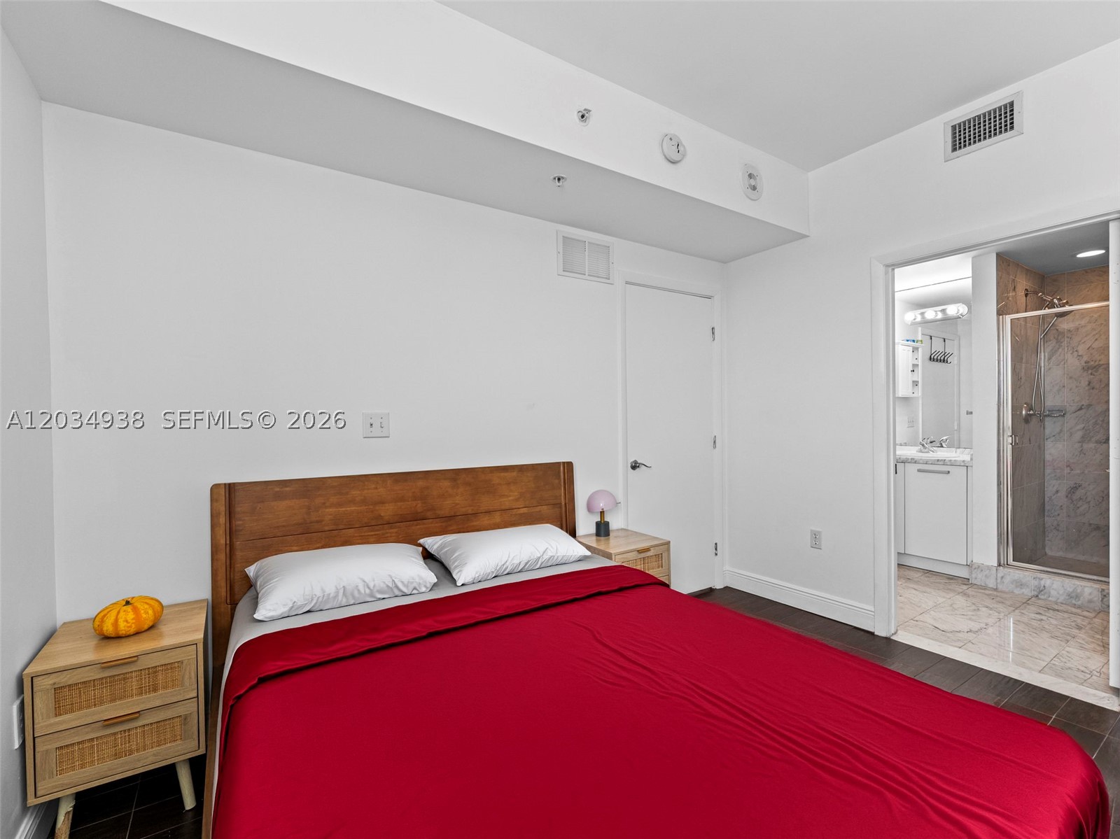 244 Biscayne Blvd 701 Property Photo 18