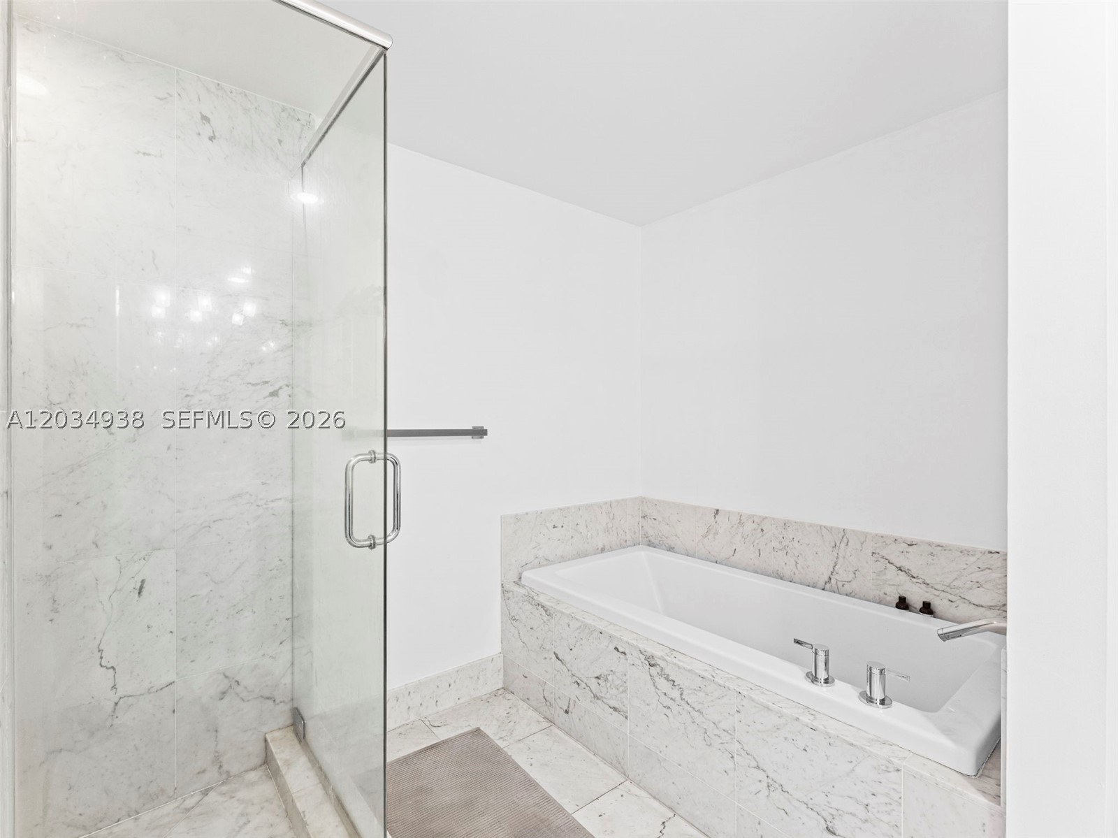 244 Biscayne Blvd 701 Property Photo 25