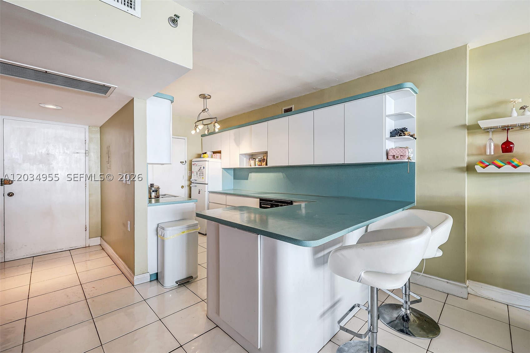 100 Lincoln Rd 502 Property Photo 10