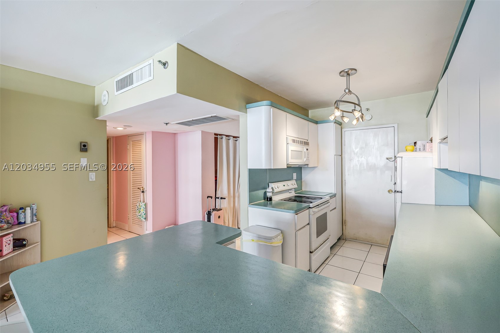 100 Lincoln Rd 502 Property Photo 12