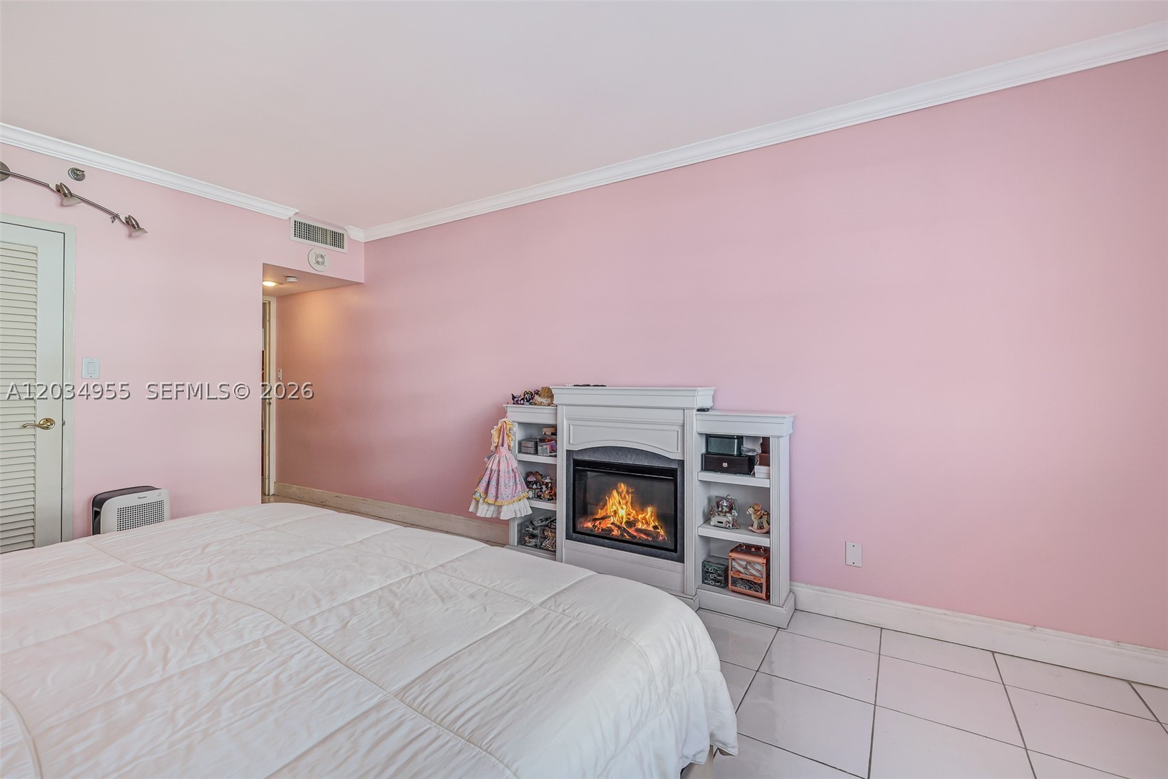 100 Lincoln Rd 502 Property Photo 17