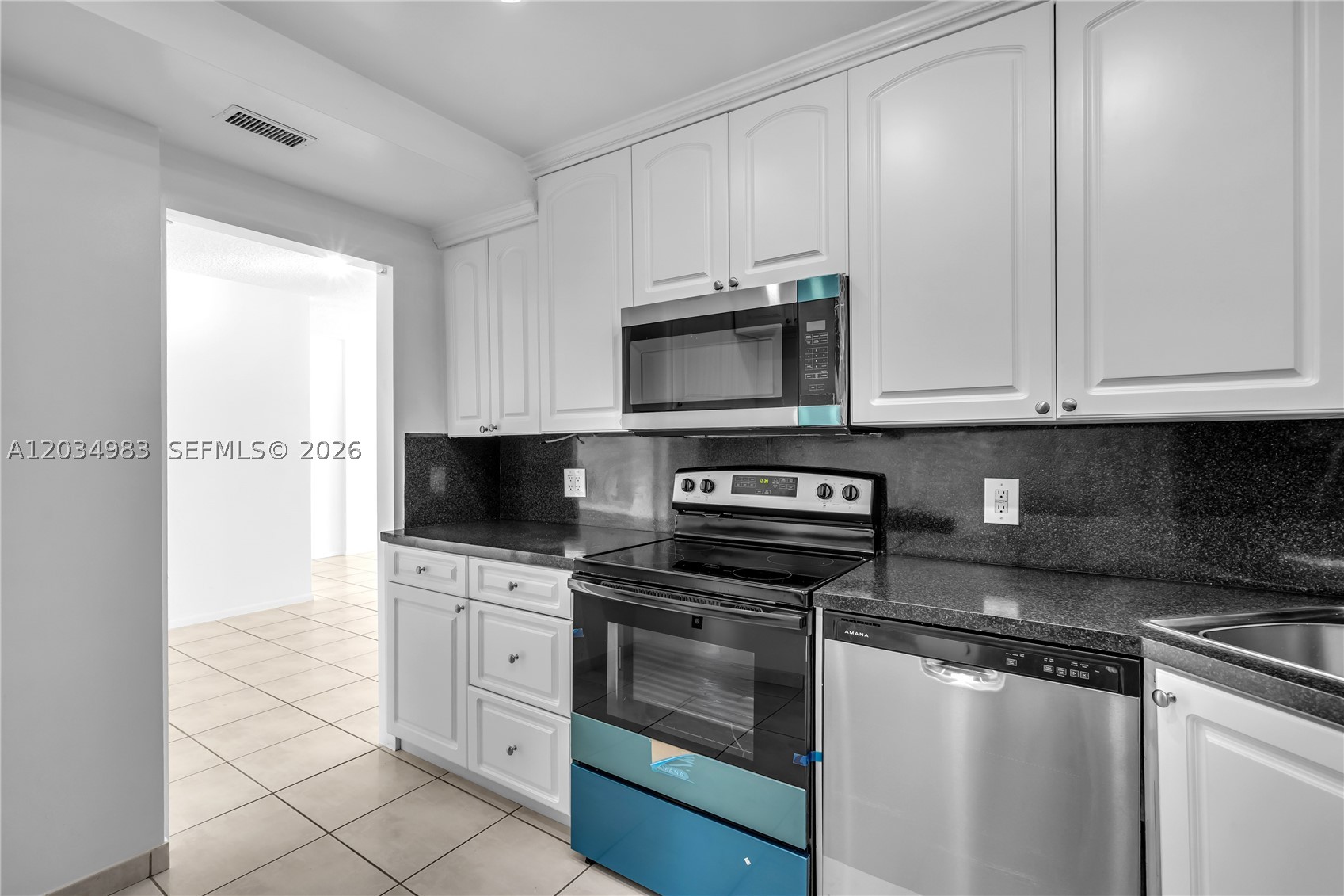 9381 E Bay Harbor Dr 504n Property Photo 10