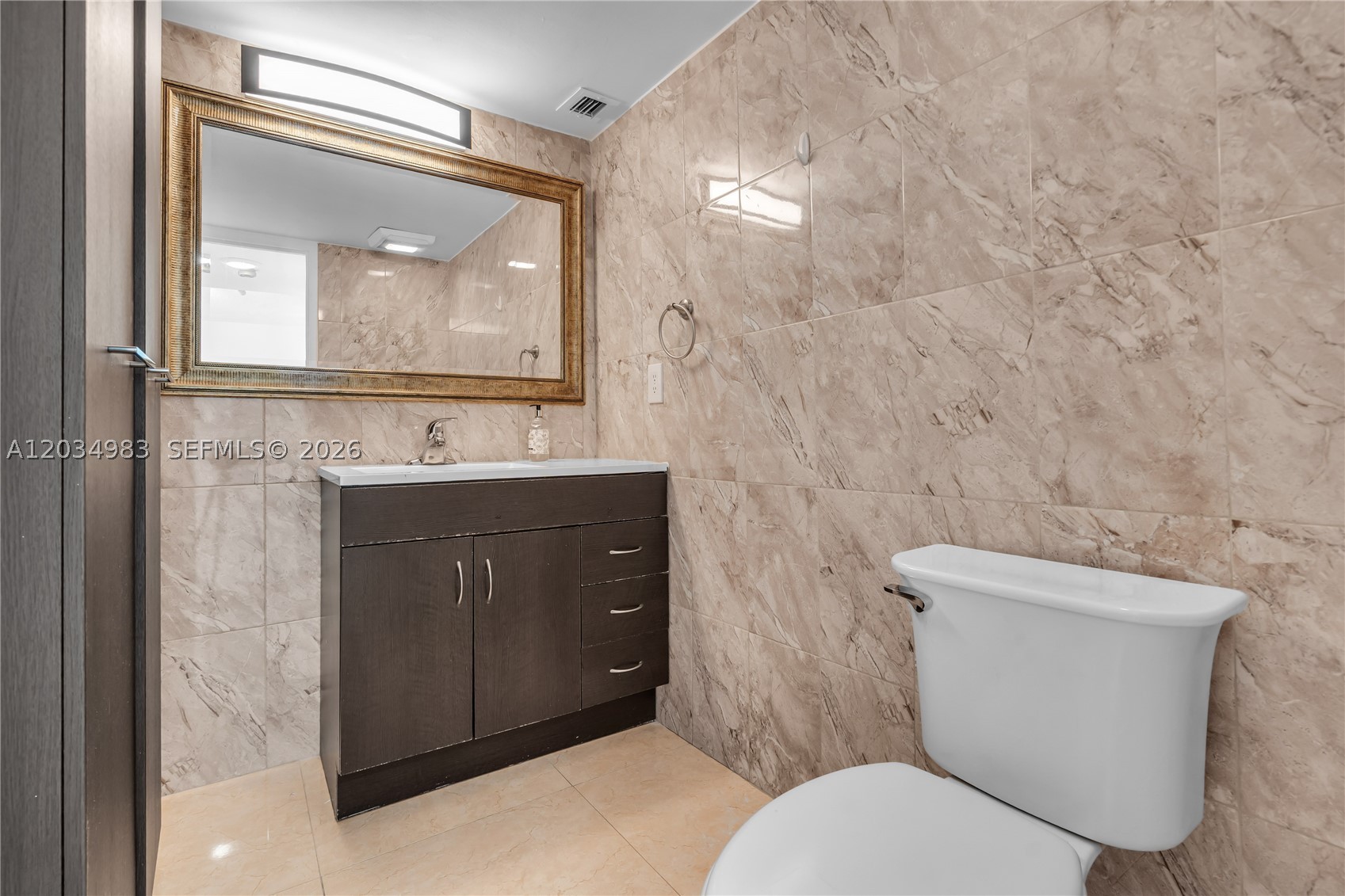 9381 E Bay Harbor Dr 504n Property Photo 12