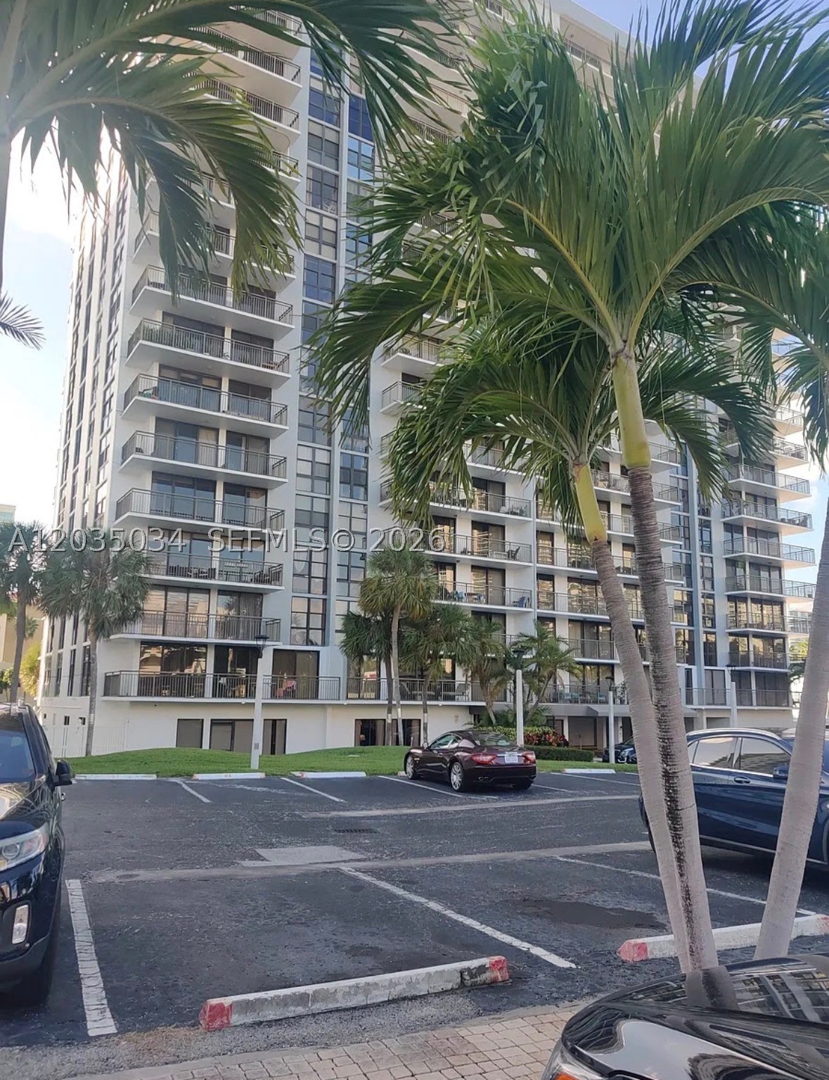 3031 N Ocean Blvd 805 Property Photo 11