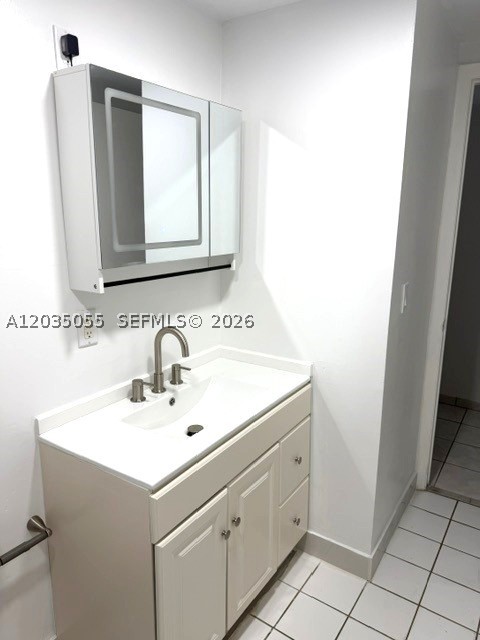 3640 Nw 9th St 302 Property Photo 4