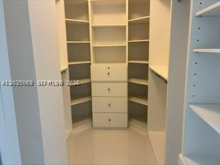 3000 Island Blvd 603 Property Photo 16