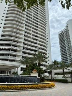 3000 Island Blvd 603 Property Photo 29