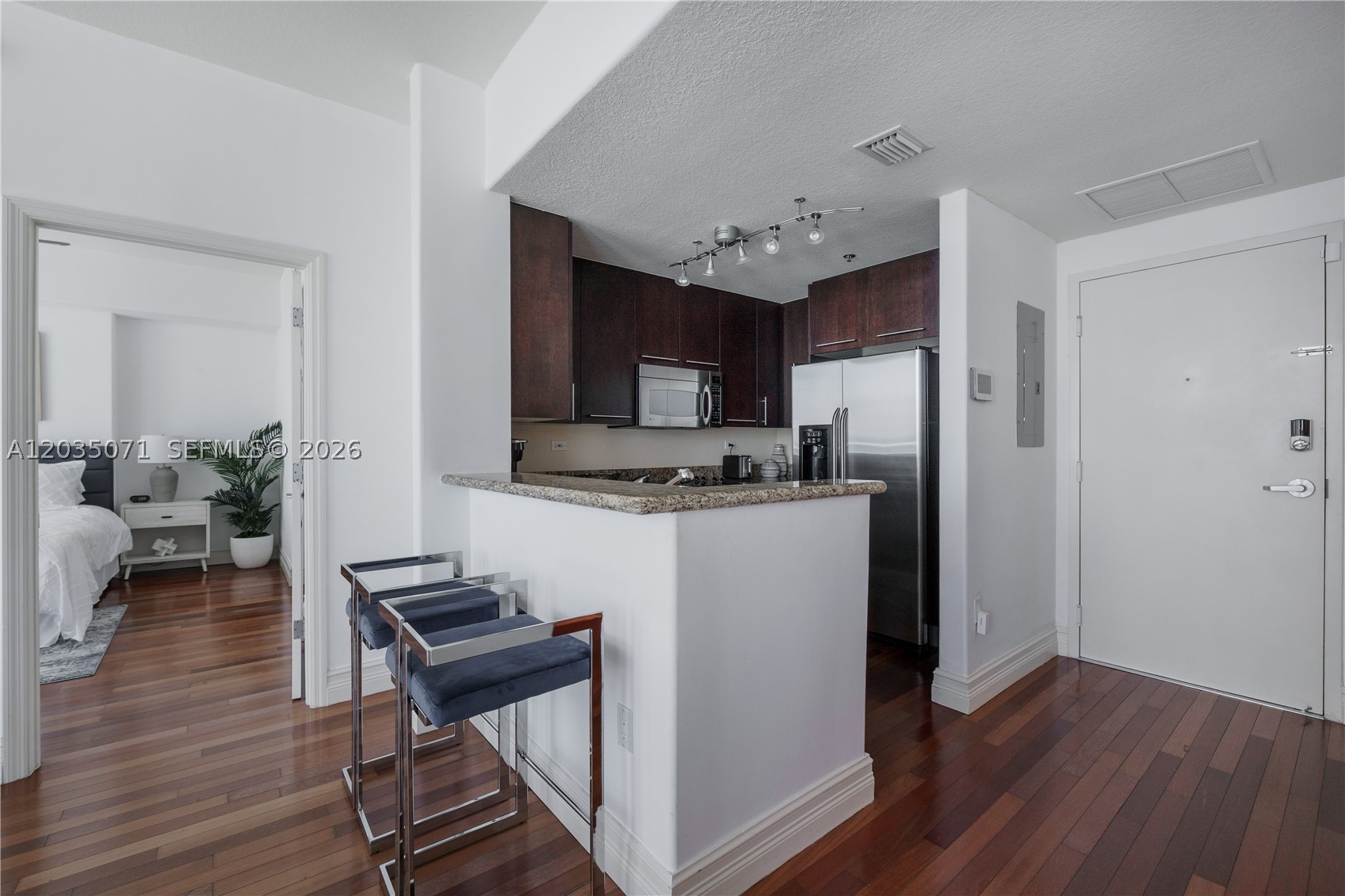 6515 Collins Ave 1405 Property Photo 13