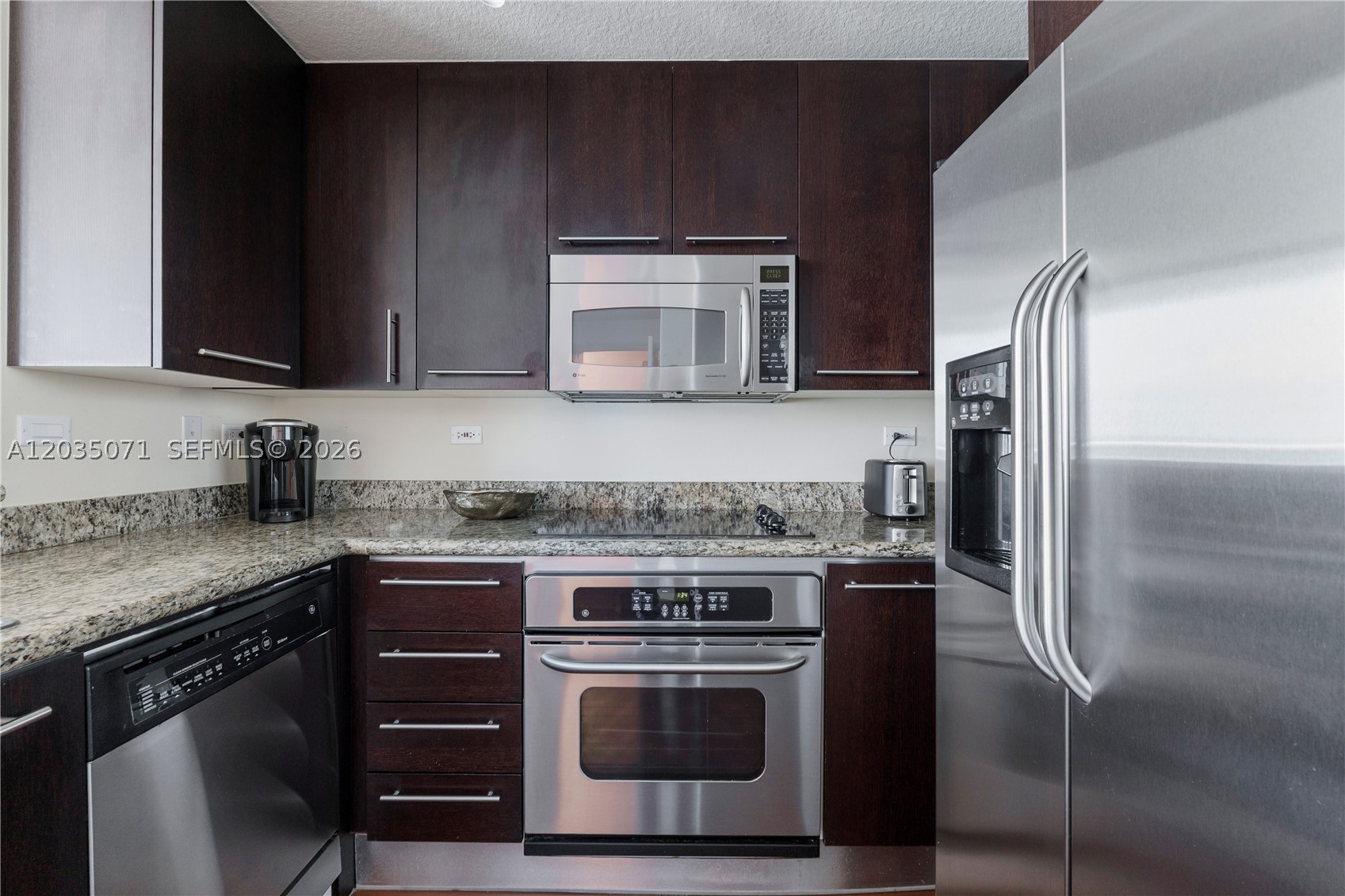 6515 Collins Ave 1405 Property Photo 16