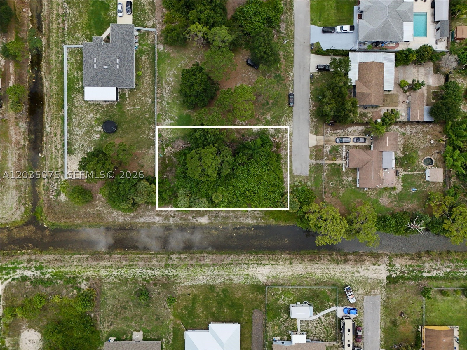 3105 BRIAN AVE S Property Photo 1