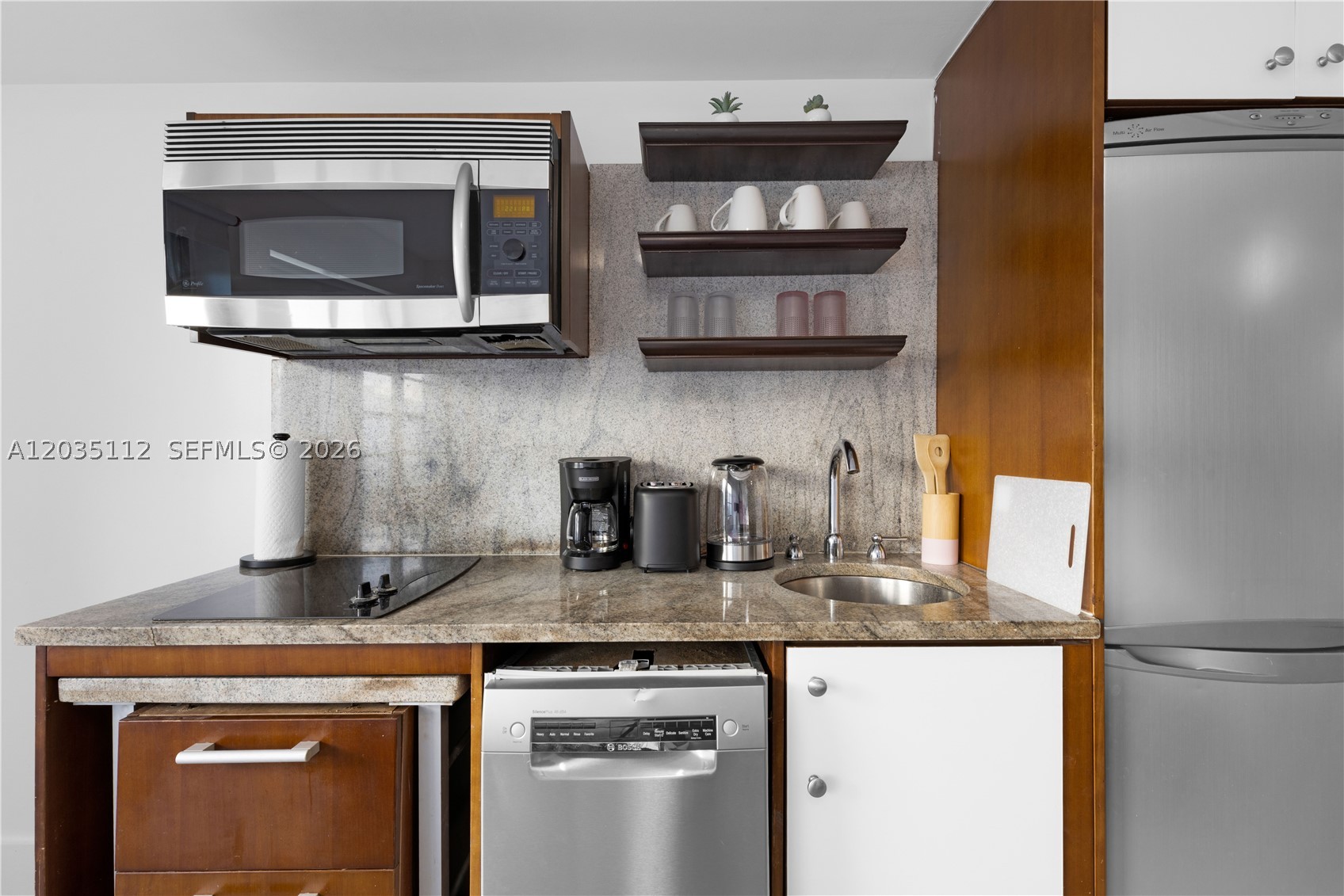 1024 Ocean Dr A402 Property Photo 18